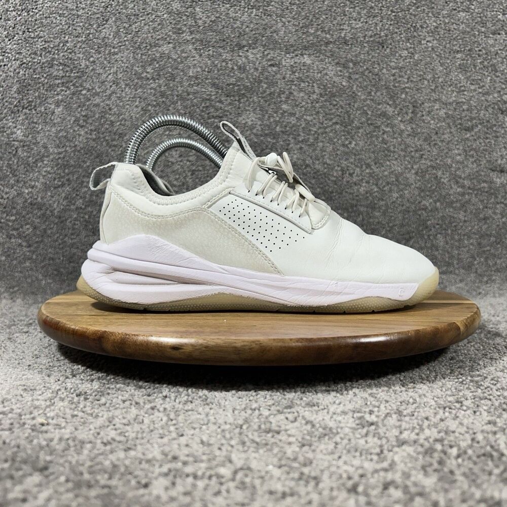 Clove Classic Women's Size 7.5 Brilliant White Comfort Nursing Shoes Used